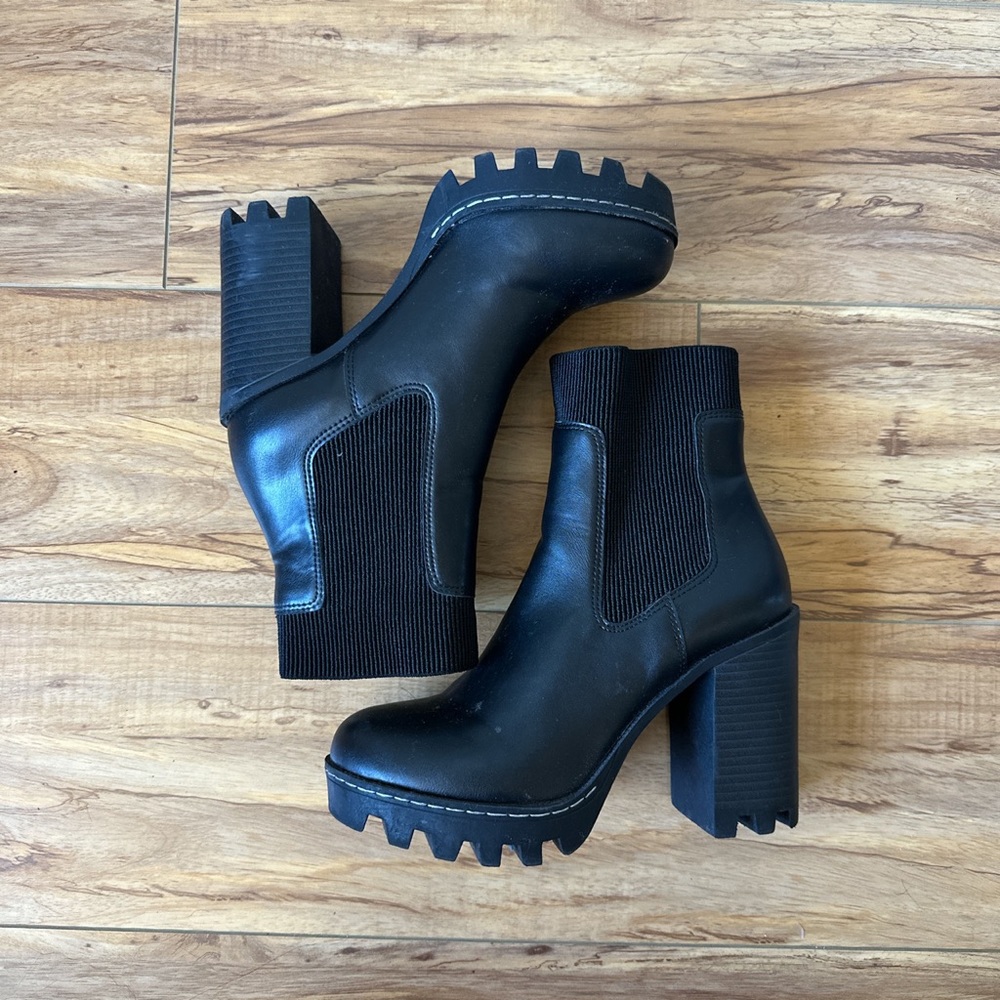 Chunky Chelsea sock boot